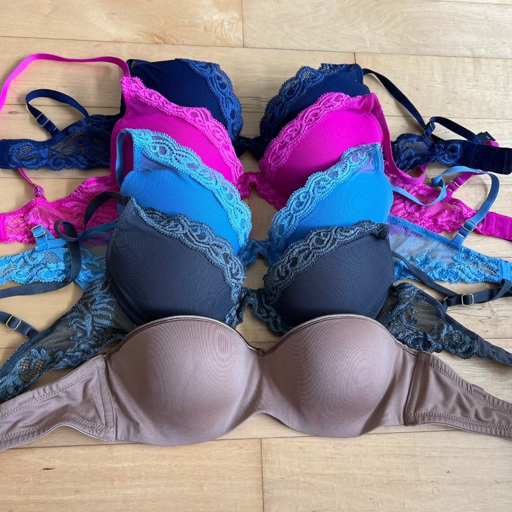 Natori Feathers Countour Plunge Bras + Reflex Strapless Bra - Lot of 5 Bras 32C